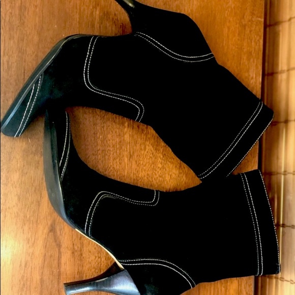 🍒 NINE WEST Black Suede Boots!!!! - Picture 5 of 13